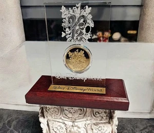 2012 WALT DISNEY WORLD 24KT Gold Plated Medallion In Etched Acrylic Plaque - Picture 1 of 1