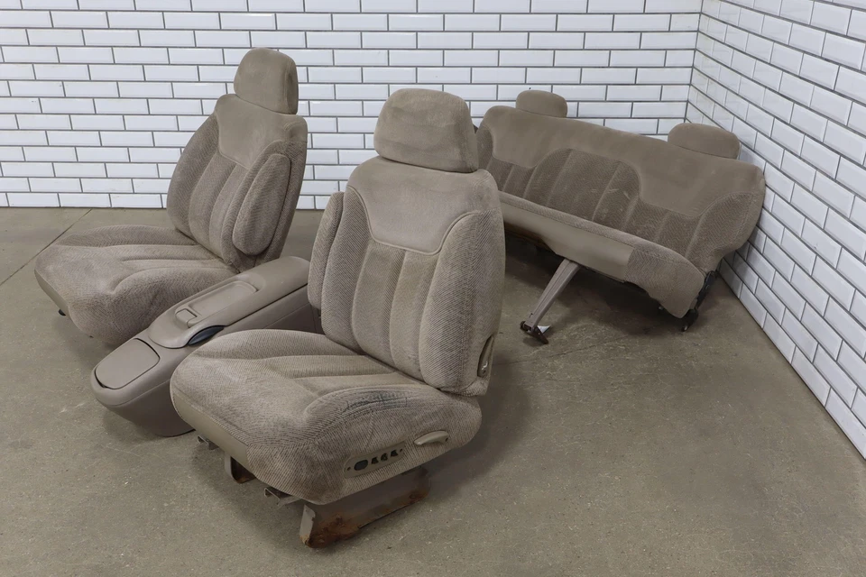 92-98 Chevy Tahoe GMC Yukon 2-Door GMT400 Cloth Seat Set / Center Console - Image 1 of 4