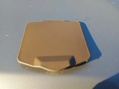 Cubierta de fusibles gris OEM marrón Mitsubishi Montero Dodge RAIDER 1983-1991 Gen1  Foto 1 de 3