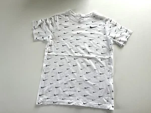 WoWø¤º NIKE kurzarm Shirt Gr. 158 164 170 Jungen T-Shirt weiß º¤øWoW - Bild 1 von 3