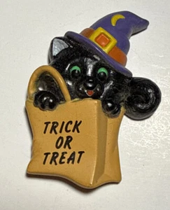 Vintage Russ Halloween  Black Cat Trick Or Treat Bag Pin E12 - Picture 1 of 2