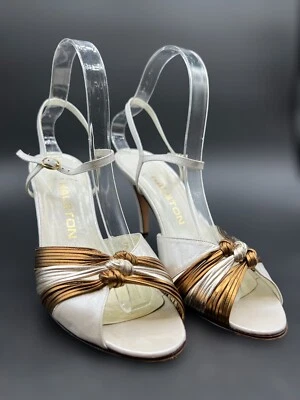 Sandalias de tacón Halston Hechas en Italia blancas y metálicas vintage de los años 70 talla 8,5 RARAS Foto 1 de 4
