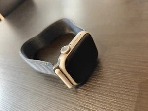 Apple Watch Series 9 41 mm Starlight comme neuve - Photo 1 sur 7