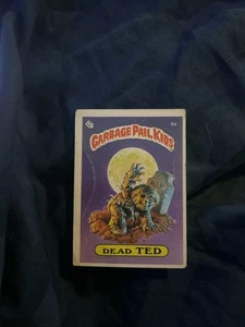 Tarjeta adhesiva Topps Garbage Pail Kids 1985 OS1 1ª serie 1 Dead Ted 5a lista de verificación - Imagen 1 de 2