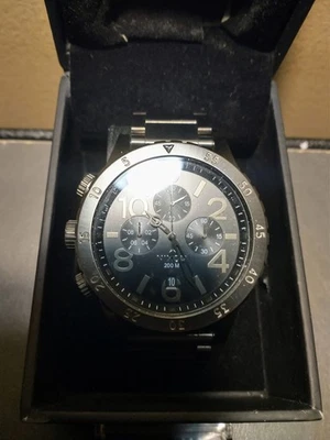 Nixon 48-20 Chrono Blackout LNIB men's watch, extra link, estate sale clearance - Image 1 of 4