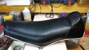 Cubierta de asiento de motocicleta hecha a mano personalizada AERMACCHI SS250 1967-1968 - Imagen 1 de 2