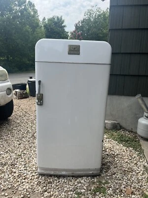 Refrigerador vintage GM Frigidaire años 50 Foto 1 de 4