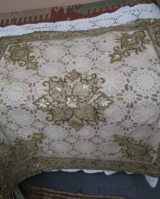 Toalha de mesa transparente bordada à mão com lantejoulas festa de henna turca 36 x 34 quadrada - Imagem 1 de 4