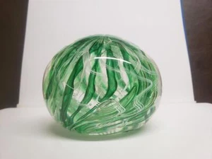 Aaron Gross - Austin Texas '07, Hand Blown Green Art Glass Paperweight - Signed - Picture 1 of 6