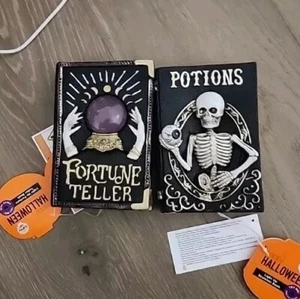 Halloween Festliche Stimme Trank Bücher Leuchten 2er Set Zauberbuch Deko - Bild 1 von 1