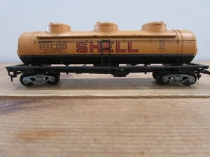 HO Scale Shell 3 Dome Tank Car #2005 LotA407 - Picture 1 of 4