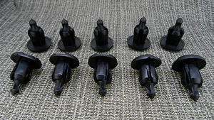 10x BMW 4 5 6 Interio SERIE 7r 8MM Rivetto Push Fit Trim Clip - Foto 1 di 9