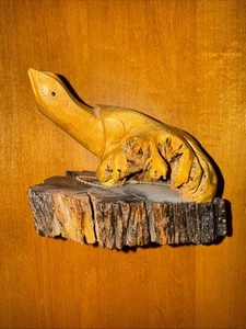 Hand-Carved Driftwood Honu Sea Turtle On Wood Base Folk Art Good Luck Piece Deco - Picture 1 of 11