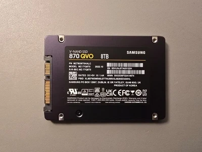 Samsung 870 QVO 8TB 2.5" SATA III Internal SSD (MZ-77Q8T0) - Image 1 of 4