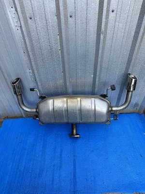 Silenciador trasero sistema escape MAZDA CX-9 AWD 2016-2023 25 k millas OEM Foto 1 de 4