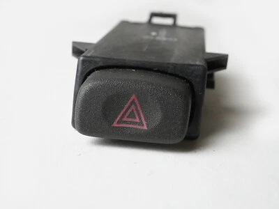 Botón interruptor luz emergencia peligro Cadillac Deville 2000-2005 25717688 Foto 1 de 4