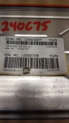 Módulo de control del motor usado (ECM) se adapta a: Buick Park Avenue 2004 control electrónico Foto 1 de 4