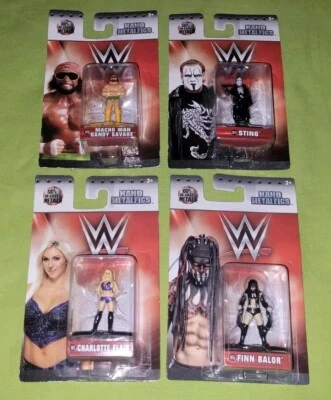 Lote de bonecos WWE Nano Metal Figs Die-Cast Sting Macho Man Savage Flair Balor 2017 - Imagem 1 de 4