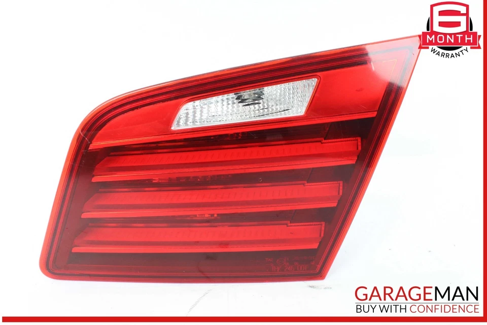 11-16 BMW 528i 535i 550i F10 Lado trasero derecho LED Luz trasera interior Lámpara OEM Foto 1 de 4