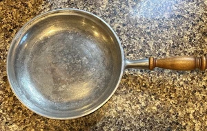 SELTEN The French Chef Omelett Pfanne von The Pot Shop Boston MASSE Vintage Kochgeschirr - Bild 1 von 10