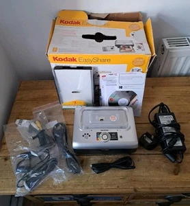 Kodak EasyShare Printer Dock Series 3 With Photo Paper + Manuals + CD's + Cables - Picture 1 of 12