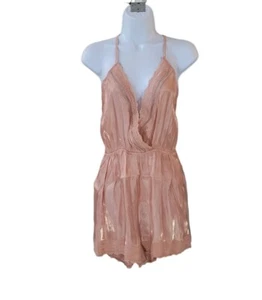 New LULU'S M Shiny Apricot A Chance Of Romance Plisse Lace Romper Women - Picture 1 of 16