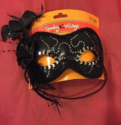Máscara de mascarada Spooky Village negra y plateada con murciélagos Foto 1 de 4