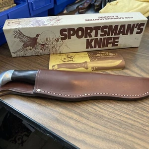 Vintage Cutco 1765 Hunting Knife W/ Box and paperwork - Picture 1 of 17