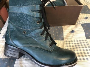 Dromedaris Kara Combat Lace Up Boots Women’s Teal 41 NEW in box - Picture 1 of 1