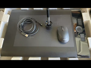 WACOM INTUOS4 PTK-840 Large Pen Tablet -USED - Afbeelding 1 van 2