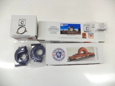 Plate C + Keystone HO Freight car kits with loads (lot bb) - Image 1 of 2