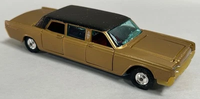 Vtg Corgi Lincoln Continental Executive Stretch Limousine Toy Model Car (A8) - Image 1 of 4