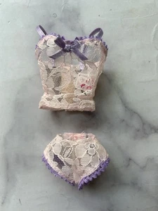 Conjunto de muñeca Barbie lencería rosa acabados Toques #68651 - Imagen 1 de 2