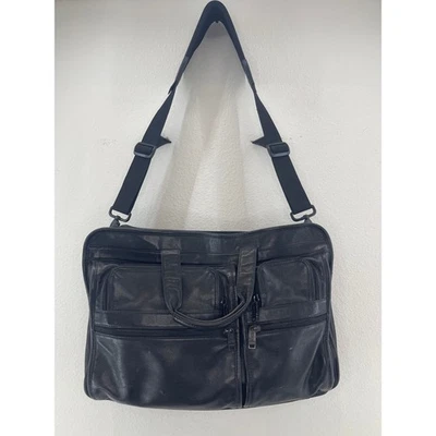 Tumi Briefcase Leather Black Laptop Bag Business Messenger Carry On Travel - Image 1 of 4