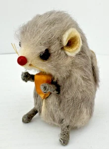 Handcrafted Mouse Holding Kernel Of Corn Vintage West Germany - Picture 1 of 7