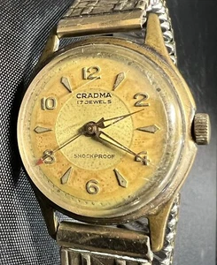 CRADMA 17 Jewel 34 mm 1960’s Men’s Hand Winding Watch - Expandable Band - Works! - Picture 1 of 5