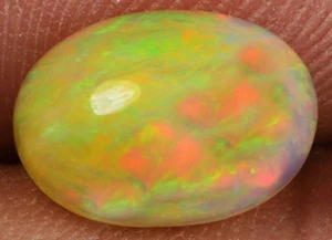 2.48 Ct Eye Popping Fire (11 x 8 mm) 3D Disco Rainbow Color Welo Rainbow Opal - Picture 1 of 6