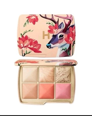 New- LIMITED EDITION Hourglass holiday Deer Face Palette - Sold Out - Image 1 of 2