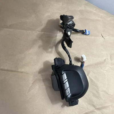 Interruptor de volume e retenção de volante Lexus LS460 4.6L 2007-2009 fabricante de equipamento original  - Imagem 1 de 4