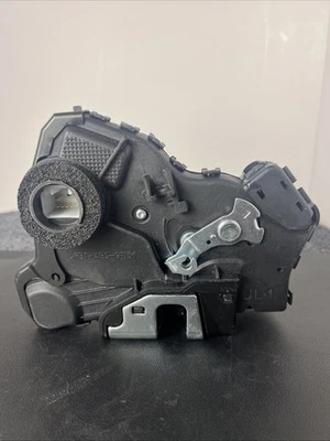 Actuador de pestillo de cerradura de puerta del lado del conductor delantero izquierdo apto para Toyota 4Runner Camry Foto 1 de 4