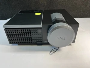 DELL 4210X DLP HDMI 3500 LUMENS PROJECTOR - 232 LAMP HRS. - Picture 1 of 9