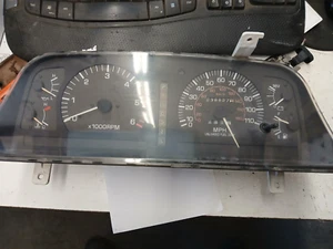 Toyota Land Cruiser FJ80 Instrument Cluster Speedometer Fits 1990-1997 FOR PARTS - Picture 1 of 9