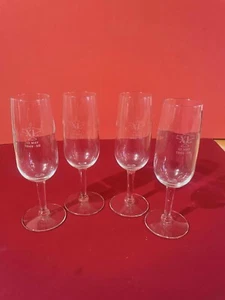 Champagne Flutes Glasses Set of 4 with etched pattern Vintage - Picture 1 of 9