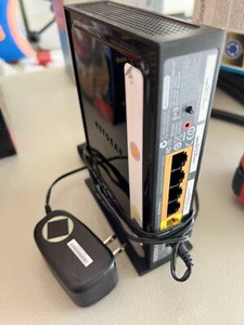 Netgear WNR2000 V3 Wireless N Router N300 4 Port Ethernet - Picture 1 of 1