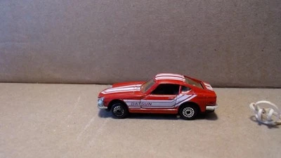 Zee Toys D75 Datsun 260Z Vermelho Hong Kong 1:64 Vintage - Imagem 1 de 4