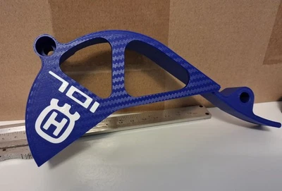 Parapignone Copri Pignone Cover Protezione Pignone Racing Husqvarna 701 KTM 690 - Imagen 1 de 4