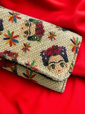 Carteira Frida Kahlo mexicana tripla feminina mexicana artista ícone feminino história da arte - Imagem 1 de 4