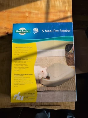 PetSafe Eatwell 5 Meal Timed Automatic Pet Feeder PFD11-13707 - Image 1 of 2