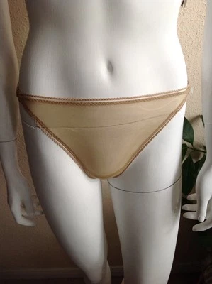 Bragas tanga Roberto Cavalli nude transparente multicolor con apliques florales talla 44 nuevas con etiquetas Foto 1 de 4