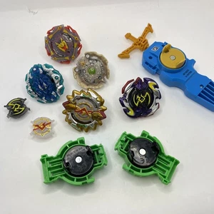 Beyblade 5 Stück plus Zubehör - Bild 1 von 4